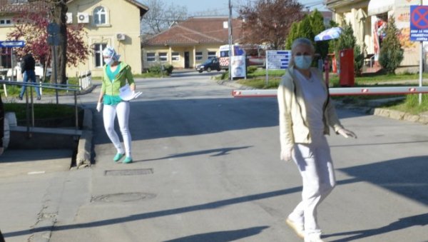 ЧЕКАЈУ СЕ РЕЗУЛТАТИ ЈОШ 59 БРИСЕВА: Током викенда у Расинском округу потврђен 21 случај ЧЕКАЈУ СЕ РЕЗУЛТАТИ ЈОШ 59 БРИСЕВА: Током викенда у Расинском округу потврђен 21 случај