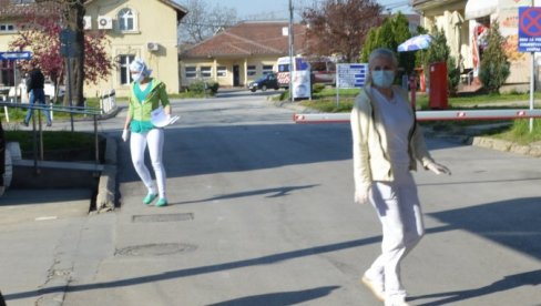 ČEKAJU SE REZULTATI JOŠ 59 BRISEVA: Tokom vikenda u Rasinskom okrugu potvrđen 21 slučaj ČEKAJU SE REZULTATI JOŠ 59 BRISEVA: Tokom vikenda u Rasinskom okrugu potvrđen 21 slučaj