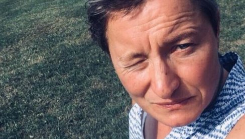 U USTIMA OSEĆAM UKUS KRVI: Mislila je da je pobedila koronu, ali joj je ovaj deo tela ostao potpuno deformisan - i dalje se bori! U USTIMA OSEĆAM UKUS KRVI: Mislila je da je pobedila koronu, ali joj je ovaj deo tela ostao potpuno deformisan - i dalje se bori!