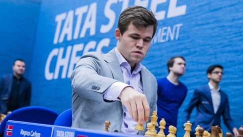 ŠAHOVSKI SVET U ŠOKU: Magnus Karlsen poražen posle više od dve godine ŠAHOVSKI SVET U ŠOKU: Magnus Karlsen poražen posle više od dve godine
