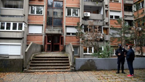 ЖЕНУ И МУЖА УБИЛА НЕБРИГА: Истрага о смрти Данице (83) и Јована (80) Петровића чија су тела пронађена у стану на Вождовцу ЖЕНУ И МУЖА УБИЛА НЕБРИГА: Истрага о смрти Данице (83) и Јована (80) Петровића чија су тела пронађена у стану на Вождовцу