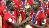 ŠTA ĆE MENI DESET FERARIJA I DVA AVIONA? Sadio Mane još jednom oduševio svet ŠTA ĆE MENI DESET FERARIJA I DVA AVIONA? Sadio Mane još jednom oduševio svet