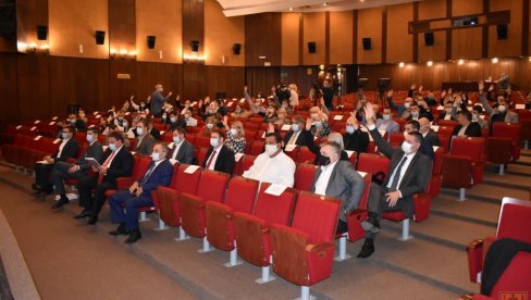 BUDŽET TANJI, A GREJANJE SKUPLJE: Skupština grada u Požarevcu juče usvojila pandemijom iznuđeni rebalans lokalne kase BUDŽET TANJI, A GREJANJE SKUPLJE: Skupština grada u Požarevcu juče usvojila pandemijom iznuđeni rebalans lokalne kase