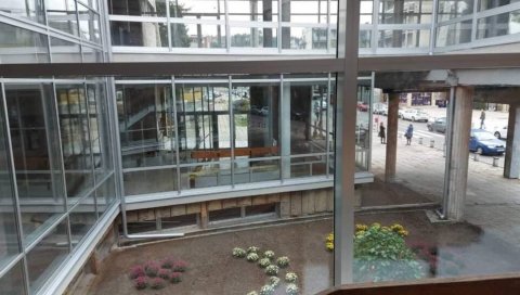 ПРЕМИЈЕРНО “БОЛИ КОЛО”: У Народном позоришту у Ужицу нова представа ПРЕМИЈЕРНО “БОЛИ КОЛО”: У Народном позоришту у Ужицу нова представа