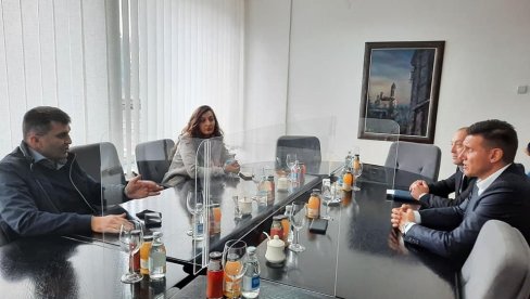 MINISTAR ĐORĐEVIĆ U SMEDEREVSKOJ PALANCI: Dnevni boravak Puž ponovo radi MINISTAR ĐORĐEVIĆ U SMEDEREVSKOJ PALANCI: Dnevni boravak Puž ponovo radi