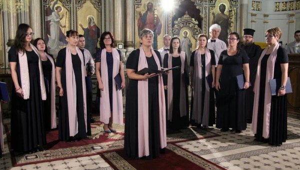 ФЕСТИВАЛ НЕ ПРЕКИДА ТРАДИЦИЈУ: У Храму Светог Вазнесења господњег у Суботици одржав Фестивал духовне музике ФЕСТИВАЛ НЕ ПРЕКИДА ТРАДИЦИЈУ: У Храму Светог Вазнесења господњег у Суботици одржав Фестивал духовне музике