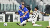 JUVENTUS U JOŠ VEĆEM PROBLEMU: Posle Ronalda još jedan fudbaler pozitivan na virus korona JUVENTUS U JOŠ VEĆEM PROBLEMU: Posle Ronalda još jedan fudbaler pozitivan na virus korona