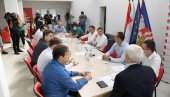СПРЕМАЈУ ЗАХТЕВ ЗА РТС: Следеће недеље нови састанак дела опозиције, домаћин ДСС СПРЕМАЈУ ЗАХТЕВ ЗА РТС: Следеће недеље нови састанак дела опозиције, домаћин ДСС
