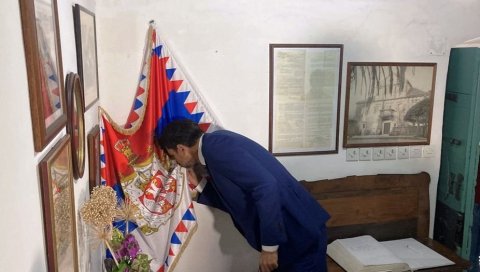 ЦРНА ГОРА ПРОТЕРАЛА СРПСКОГ АМБАСАДОРА: Божовић персона нон грата ЦРНА ГОРА ПРОТЕРАЛА СРПСКОГ АМБАСАДОРА: Божовић персона нон грата