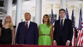 ТРАМП ОСИГУРАО СВОЈУ ДЕЦУ: Потписао документ којим им је обезбедио сигурност ТРАМП ОСИГУРАО СВОЈУ ДЕЦУ: Потписао документ којим им је обезбедио сигурност