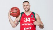 NISAM HTEO DA SE PREDAM” Paunić u 33. godini potpisao ugovor karijere NISAM HTEO DA SE PREDAM” Paunić u 33. godini potpisao ugovor karijere