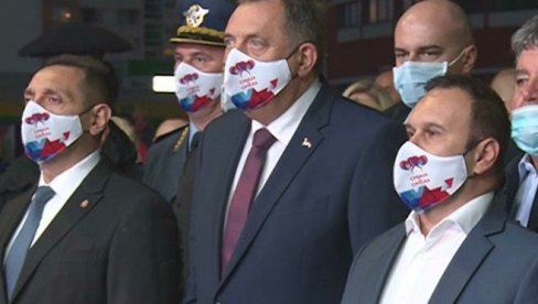 ОТВОРЕН ТРГ РЕПУБЛИКЕ СРБИЈЕ У ИСТОЧНОМ САРАЈЕВУ: Вулин - Србија ће бранити РС; Додик - Срби знају да нема слободе без државе ОТВОРЕН ТРГ РЕПУБЛИКЕ СРБИЈЕ У ИСТОЧНОМ САРАЈЕВУ: Вулин - Србија ће бранити РС; Додик - Срби знају да нема слободе без државе