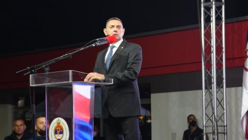 MINISTAR VULIN PORUČIO: Predsednik Vučić čini sve da Srpska bude ekonomski razvijenija, politički zaštićenija, ali i sigurnija MINISTAR VULIN PORUČIO: Predsednik Vučić čini sve da Srpska bude ekonomski razvijenija, politički zaštićenija, ali i sigurnija