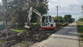 РАДОВИ У ЖИТИШТУ Комплетна замена старих и дотрајалих цеви у наредна три месеца РАДОВИ У ЖИТИШТУ Комплетна замена старих и дотрајалих цеви у наредна три месеца