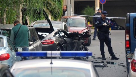 ЛАНЕ ИЗБЕГАО БОМБУ, ПРЕ ТРИ ДАНА НЕСТАО: Породица и полиција трагају за Лазаром Вукићевићем (31), траг му се губи на Бановом брду ЛАНЕ ИЗБЕГАО БОМБУ, ПРЕ ТРИ ДАНА НЕСТАО: Породица и полиција трагају за Лазаром Вукићевићем (31), траг му се губи на Бановом брду