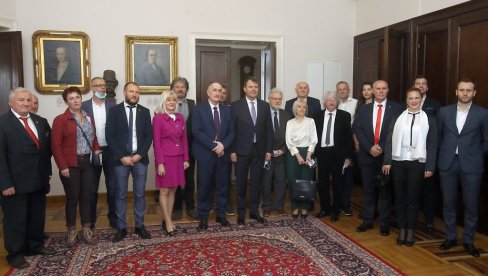 DIJASPORA ČUVA IDENTITET: U Matici srpskoj održana Konferencija srpskog rasejanja iz regiona DIJASPORA ČUVA IDENTITET: U Matici srpskoj održana Konferencija srpskog rasejanja iz regiona