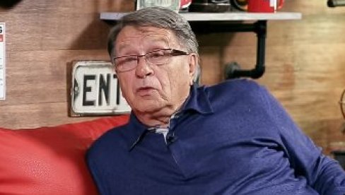 ĆIRO BLAŽEVIĆ: Vakcinisao sam se u Srbiji, počinjem da ličim na Dražu! Ne, nisam išao preko reda ĆIRO BLAŽEVIĆ: Vakcinisao sam se u Srbiji, počinjem da ličim na Dražu! Ne, nisam išao preko reda