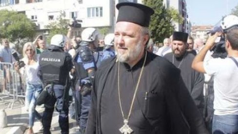 МИНИСТРЕ РАЗРЕШАВА СКУПШТИНА, А НЕ ВЛАДА! Протојереј - ставрофор Велибор Џомић поручио Лепосавићу да настави да врши своје надлежности МИНИСТРЕ РАЗРЕШАВА СКУПШТИНА, А НЕ ВЛАДА! Протојереј - ставрофор Велибор Џомић поручио Лепосавићу да настави да врши своје надлежности