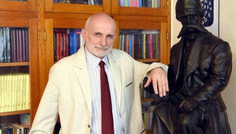 ИНТЕРВЈУ Драган Лакићевић: Свог јунака писац никад не осуђује, па ни кад је негативан ИНТЕРВЈУ Драган Лакићевић: Свог јунака писац никад не осуђује, па ни кад је негативан