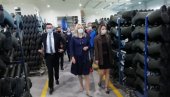 CVIJANOVIĆ POSETILA NOVOJ FABRICI: Milion čizama iz Prnjavora i do Australije CVIJANOVIĆ POSETILA NOVOJ FABRICI: Milion čizama iz Prnjavora i do Australije