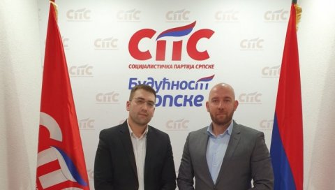 МАЗАЛИЦА ПРЕШАО У СПС: Почело осипање бањалучког ДНС МАЗАЛИЦА ПРЕШАО У СПС: Почело осипање бањалучког ДНС