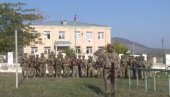 АЗЕРИ ЈУРИШАЈУ, ЈЕРМЕНИ СЕ ПОВЛАЧЕ: Изнад Зангелана се вијори застава Азербејџана! (ВИДЕО) АЗЕРИ ЈУРИШАЈУ, ЈЕРМЕНИ СЕ ПОВЛАЧЕ: Изнад Зангелана се вијори застава Азербејџана! (ВИДЕО)