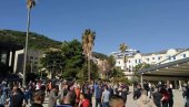 ПРОТЕСТ УГОСТИТЕЉА У БУДВИ: Ако НКТ не промени одлуку, само ћемо отворити локале ПРОТЕСТ УГОСТИТЕЉА У БУДВИ: Ако НКТ не промени одлуку, само ћемо отворити локале