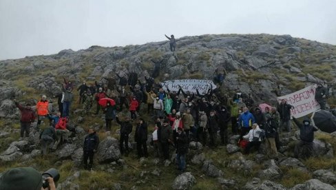 MARGITA U OBRUČU VOJSKE CRNE GORE: Branitelji Sinjajevine od petka na planini MARGITA U OBRUČU VOJSKE CRNE GORE: Branitelji Sinjajevine od petka na planini