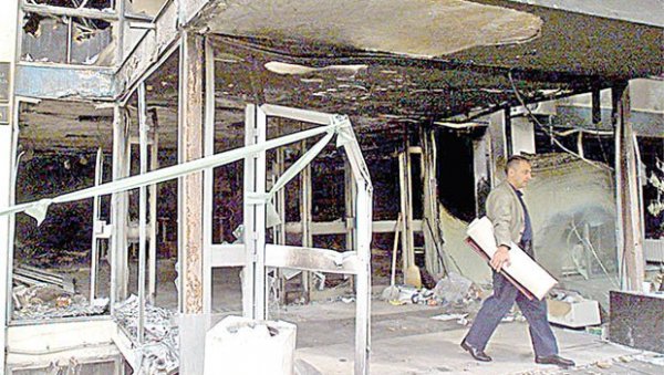 ОБМАЊИВАЊЕ УЗ ПОМОЋ ЕКСПЕРАТА: Медијска “нацификација” српског народа (4) ОБМАЊИВАЊЕ УЗ ПОМОЋ ЕКСПЕРАТА: Медијска “нацификација” српског народа (4)