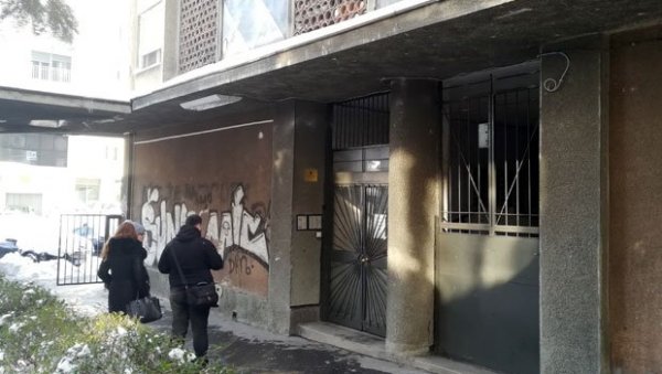 ЈА САМ САМО НА ЈЕДНОМ СНИМКУ: Неђељко Ђуровић пориче кривицу за убиство Милоша Милеуснића ЈА САМ САМО НА ЈЕДНОМ СНИМКУ: Неђељко Ђуровић пориче кривицу за убиство Милоша Милеуснића