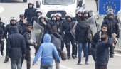 МУЧНИ И ШОКАНТНИ НАПАДИ: Хрватска полиција се иживљавала над мигрантима МУЧНИ И ШОКАНТНИ НАПАДИ: Хрватска полиција се иживљавала над мигрантима