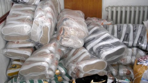 НОВОСТИ ИСТРАЖУЈУ: Да ли је пандемија смањила кријумчарење и продају фалсификоване робе НОВОСТИ ИСТРАЖУЈУ: Да ли је пандемија смањила кријумчарење и продају фалсификоване робе