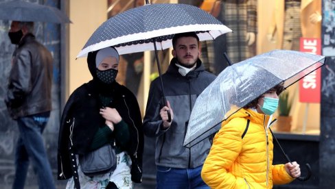 SLOVENIJA UBLAŽAVA RESTRIKCIJE: Može do 50 ljudi na otvorenom SLOVENIJA UBLAŽAVA RESTRIKCIJE: Može do 50 ljudi na otvorenom