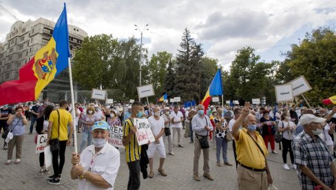 REVOLUCIJOM DO SMIRIVANJA RUSIJE: Upozorenja na huškanja SAD u Moldaviji treba ozbiljno shvatiti REVOLUCIJOM DO SMIRIVANJA RUSIJE: Upozorenja na huškanja SAD u Moldaviji treba ozbiljno shvatiti