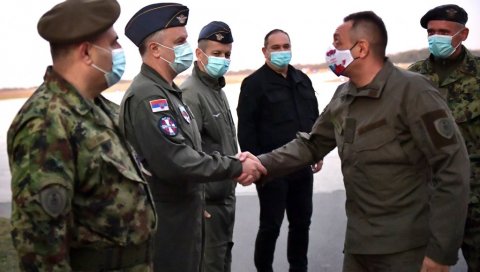 БИЛО ЈЕ ЧАСНО! Овако се Вулин опростио од Војске Србије и свих припадника Министарства одбране БИЛО ЈЕ ЧАСНО! Овако се Вулин опростио од Војске Србије и свих припадника Министарства одбране