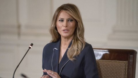 ГДЕ ЈЕ НЕСТАЛА МЕЛАНИЈА ТРАМП? Највећа мистерија америчких избора, извори блиски првој дами открили шта она сада ради ГДЕ ЈЕ НЕСТАЛА МЕЛАНИЈА ТРАМП? Највећа мистерија америчких избора, извори блиски првој дами открили шта она сада ради