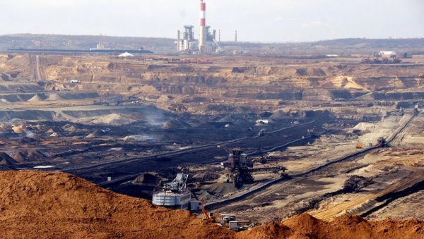 НА ПОВРШИНСКОМ КОПУ „ДРМНО“: Ископано више од девет милиона тона угља НА ПОВРШИНСКОМ КОПУ „ДРМНО“: Ископано више од девет милиона тона угља