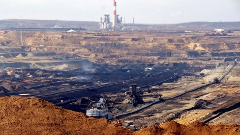 НА ПОВРШИНСКОМ КОПУ „ДРМНО“: Ископано више од девет милиона тона угља НА ПОВРШИНСКОМ КОПУ „ДРМНО“: Ископано више од девет милиона тона угља