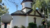 UZDARJE LELIĆKOG GOROSTASA: Odlikovan graditelj Nikolajevskog hrama u Belotiću (FOTO) UZDARJE LELIĆKOG GOROSTASA: Odlikovan graditelj Nikolajevskog hrama u Belotiću (FOTO)
