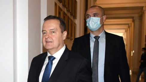 IVICA DAČIĆ IZAŠAO IZ SKUPŠTINE: Lider SPS napustio salu, evo šta je razlog IVICA DAČIĆ IZAŠAO IZ SKUPŠTINE: Lider SPS napustio salu, evo šta je razlog
