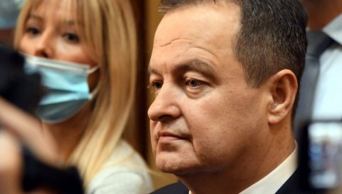 ИВИЦА ДАЧИЋ САЗВАО СЕДНИЦУ: Влада се бира сутра у 10 сати ИВИЦА ДАЧИЋ САЗВАО СЕДНИЦУ: Влада се бира сутра у 10 сати