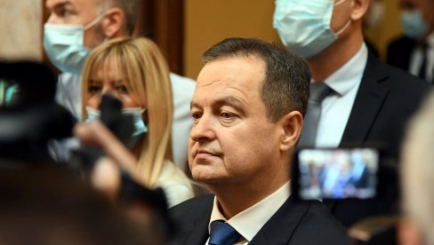 ДАЧИЋ: Митрополита ћемо се сећати као великог духовника човека снажне вере ДАЧИЋ: Митрополита ћемо се сећати као великог духовника човека снажне вере