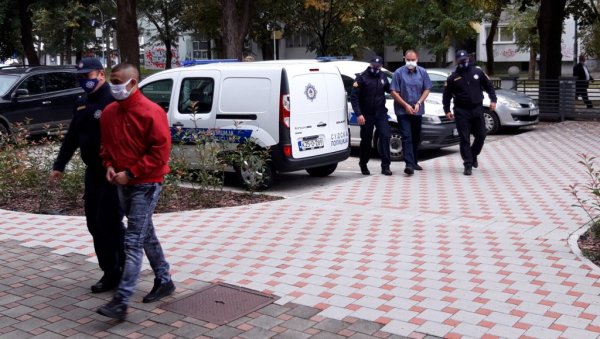 УБИЦАМА НОВО СУЂЕЊЕ: Укинута пресуда оптуженима за убиство Давора Витића УБИЦАМА НОВО СУЂЕЊЕ: Укинута пресуда оптуженима за убиство Давора Витића