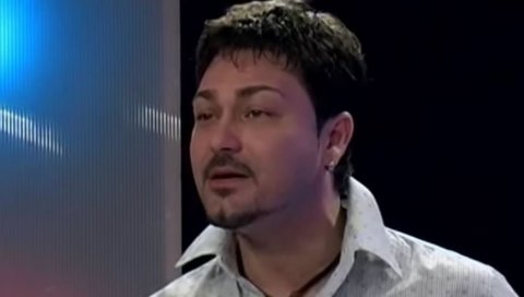 ПЕВАЧ НАПАДНУТ У ЦЕНТРУ БЕОГРАДА: Ударио ме је више пута и претио да ће да ми запали аутомобил ПЕВАЧ НАПАДНУТ У ЦЕНТРУ БЕОГРАДА: Ударио ме је више пута и претио да ће да ми запали аутомобил