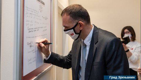 140 ГОДИНА ЦРВЕНОГ КРСТА У ЗРЕЊАНИНУ: То је више од јубилеја 140 ГОДИНА ЦРВЕНОГ КРСТА У ЗРЕЊАНИНУ: То је више од јубилеја