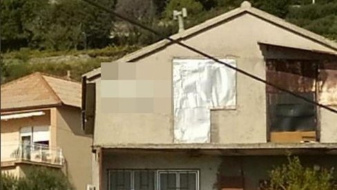 ДАЛМАТИНАЦ НАСМЕЈАО РЕГИОН: Оглас за продају куће постао ХИТ на друштвеним мрежама (ФОТО) ДАЛМАТИНАЦ НАСМЕЈАО РЕГИОН: Оглас за продају куће постао ХИТ на друштвеним мрежама (ФОТО)