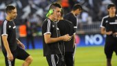ЗАКУЦАО СЕ У КАМИОН: Фудбалер Никола Нинковић имао саобраћајну несрећу ЗАКУЦАО СЕ У КАМИОН: Фудбалер Никола Нинковић имао саобраћајну несрећу