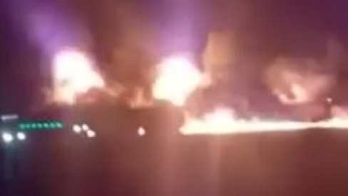 РУСКИ АВИОНИ ИЗВРШИЛИ СТРАХОВИТО БОМБАРДОВАЊЕ: Све гори, одјекују страшне експлозије! (ВИДЕО) РУСКИ АВИОНИ ИЗВРШИЛИ СТРАХОВИТО БОМБАРДОВАЊЕ: Све гори, одјекују страшне експлозије! (ВИДЕО)