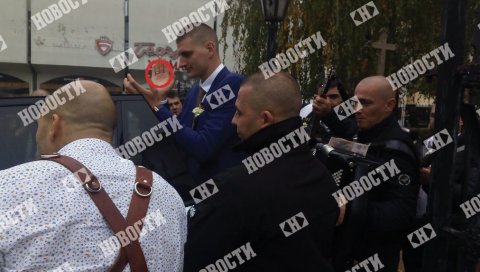 ЕКСКЛУЗИВНЕ ФОТОГРАФИЈЕ СА ВЕНЧАЊА НИКОЛЕ ЈОКИЋА: Погледајте како изгледају младенци (ФОТО) ЕКСКЛУЗИВНЕ ФОТОГРАФИЈЕ СА ВЕНЧАЊА НИКОЛЕ ЈОКИЋА: Погледајте како изгледају младенци (ФОТО)