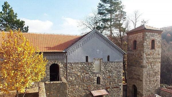 ЗАШТО ЈЕ МАНАСТИР ДЕВИЧ ТЕМЕЉ СРПСКОГ ТРАЈАЊА: У светињи на КиМ, крај дреничких шума, сутра у Новостима ЗАШТО ЈЕ МАНАСТИР ДЕВИЧ ТЕМЕЉ СРПСКОГ ТРАЈАЊА: У светињи на КиМ, крај дреничких шума, сутра у Новостима